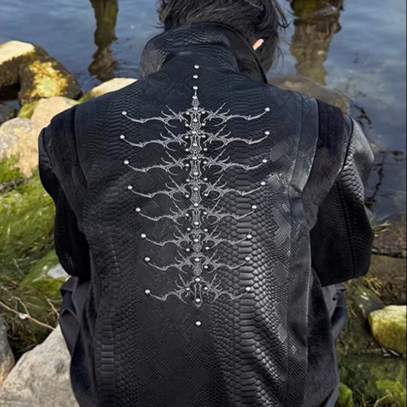 Men Black Snake Embossed Jacke - Embroidery Jacket ulasan dan harga