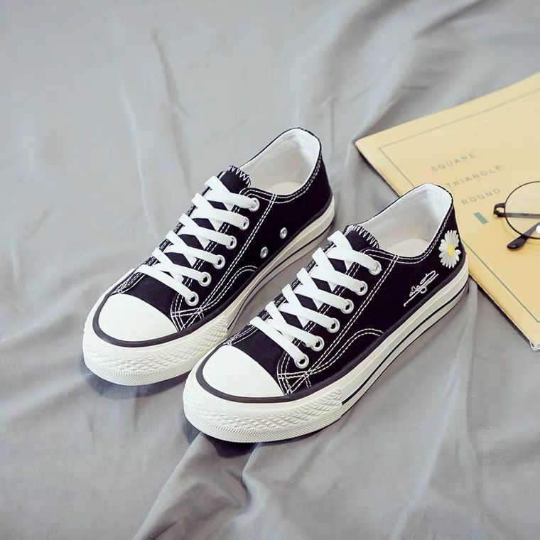 Chrysanthemum Embroidery Women - Embroidery Shoes ulasan dan harga