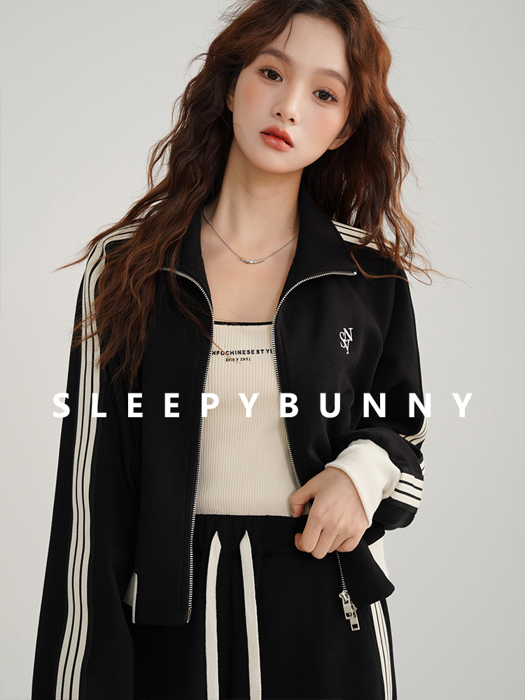 Vintage Sporty Casual Black Wh - Embroidery Jacket ulasan dan harga