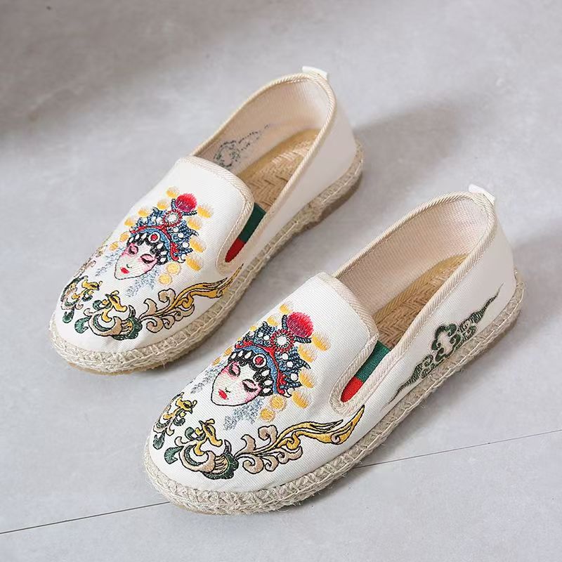 Women Flat Sole Embroidered Cl - Embroidery Shoes ulasan dan harga