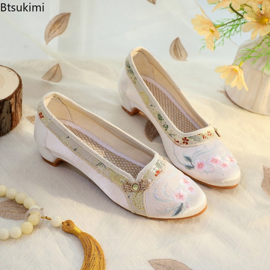2026 New Women's Shoes Ethnic  - Embroidery Shoes ulasan dan harga