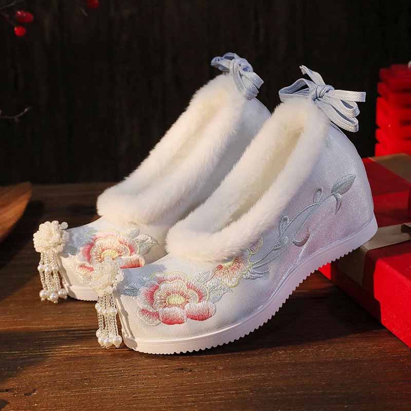 Women`s Plus Size 41# Hanfu Em - Embroidery Shoes ulasan dan harga