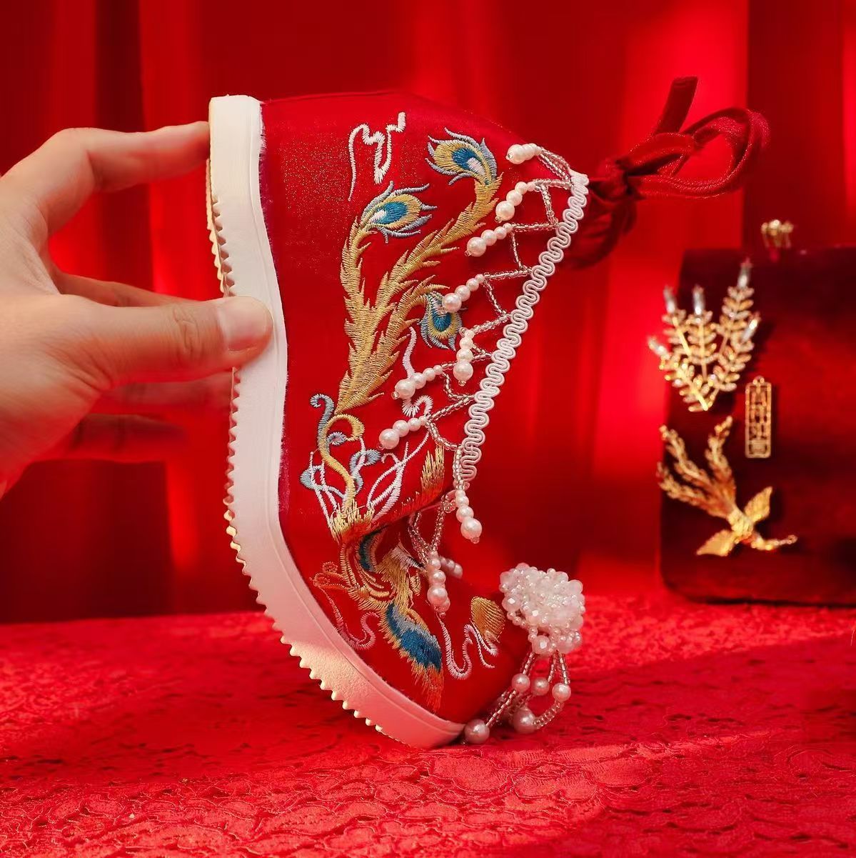 Women New Red Embroidered Wedd - Embroidery Shoes ulasan dan harga